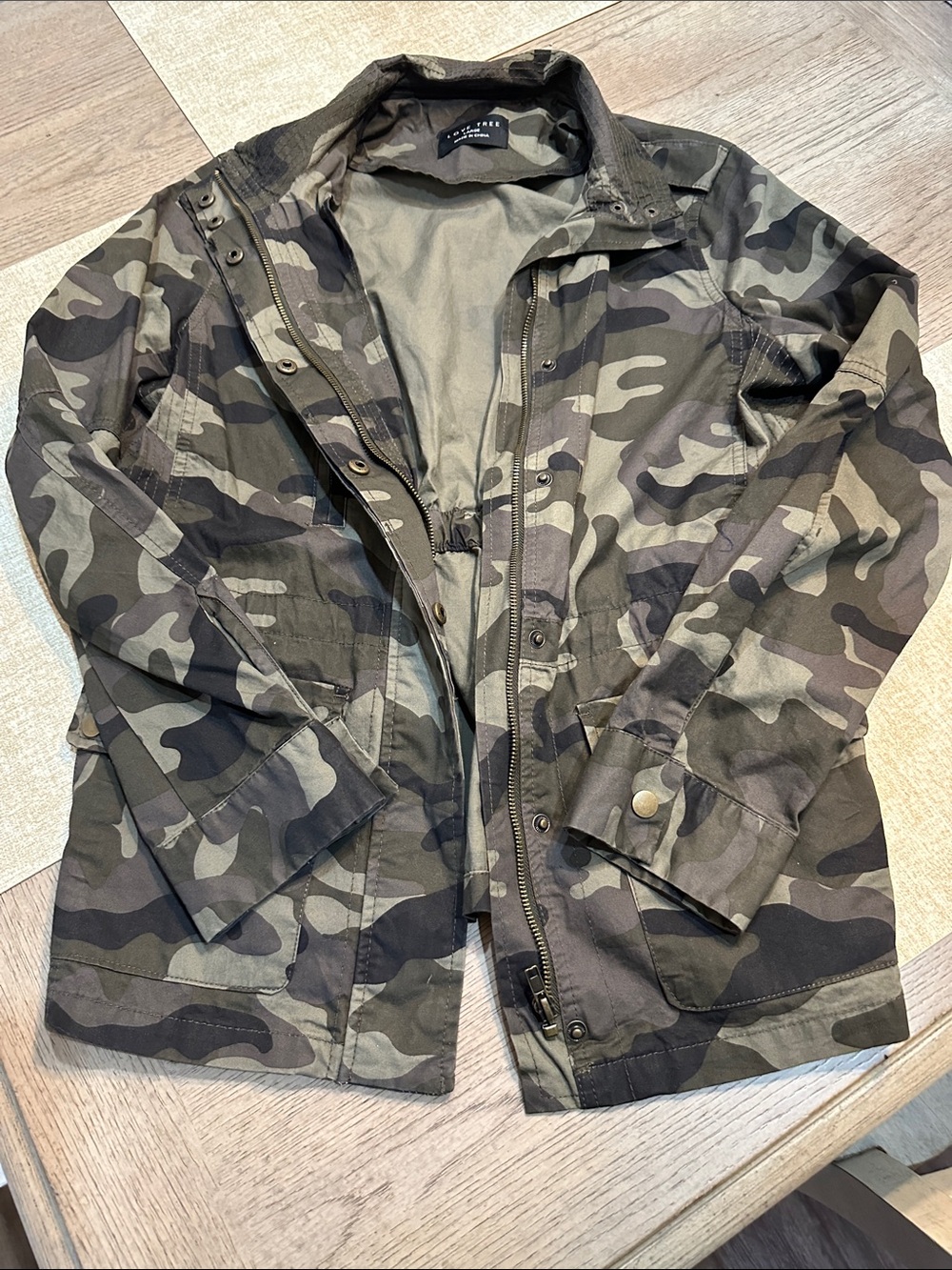Love Tree Women’s Olive Camo Field Jacket